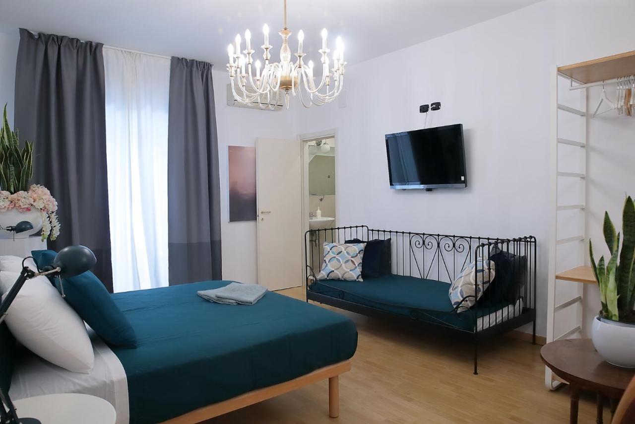 Hotel L.T. Savoia Palace & Cavour C.L. à Bari Extérieur photo